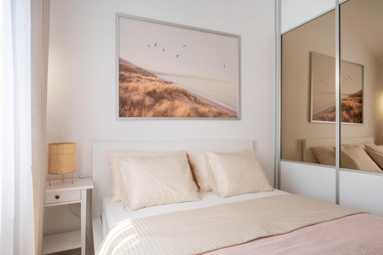 Apartment Tikvarin, Kastel Kambelovac Каштела Экстерьер фото