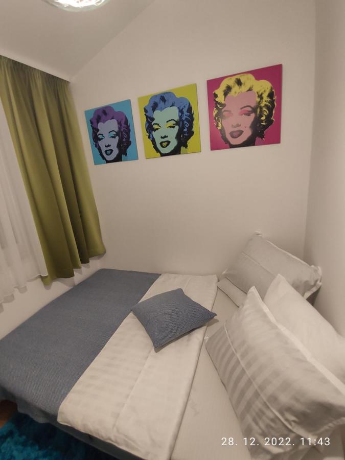 Apartment Tikvarin, Kastel Kambelovac Каштела Экстерьер фото